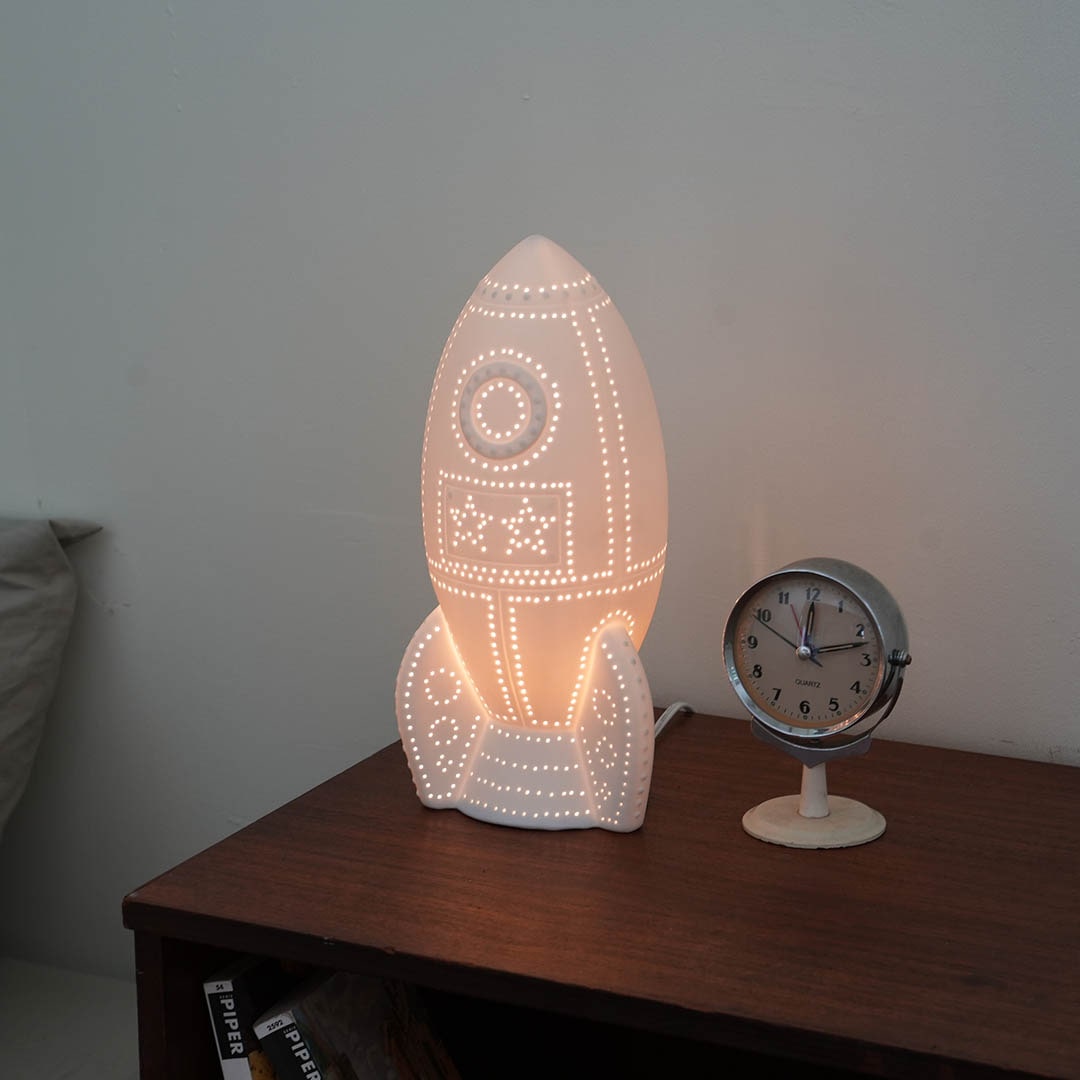 DULTON ONLINE SHOP | PORCELAIN ROCKET LIGHT MAT WHITE(ROKET MAT