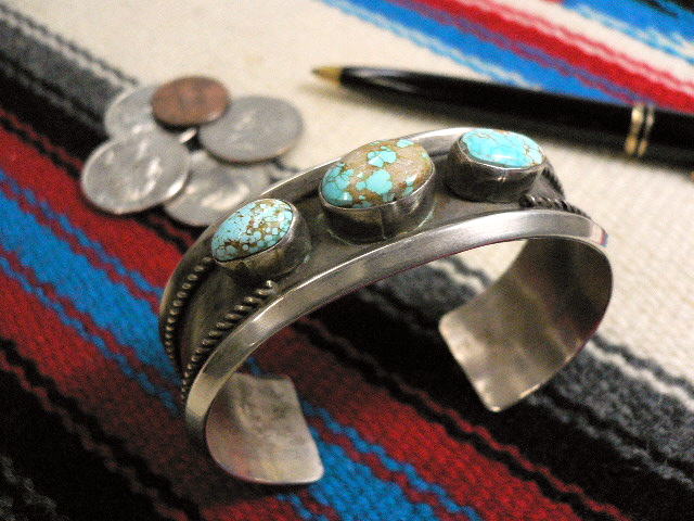 ナバホ 02-0280 ルース・アン・ビゲイ作 ナンバーエイト・ターコイズ 3