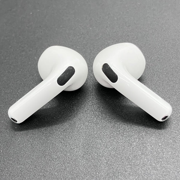 Apple 【中古】AirPods 4 MXP93J/A（アクティブノイズキャンセリング