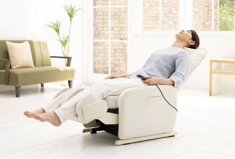 スライヴ くつろぎ指定席Light マッサージチェア CHD-3820(ホワイト