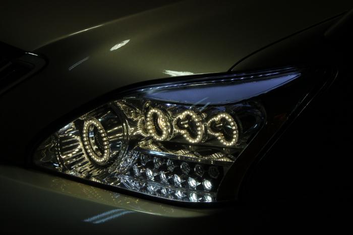 30ハリアー ヘッドライトカスタム【加工例】 | カスタムショップ【球屋】