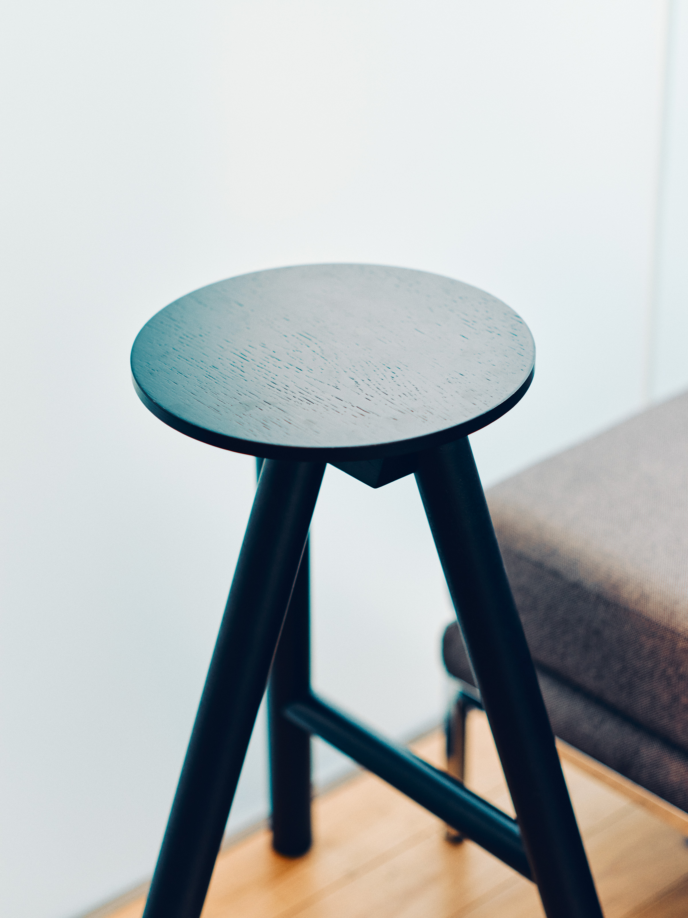 ムーン | CHAIR | COLLECTION | E&Y