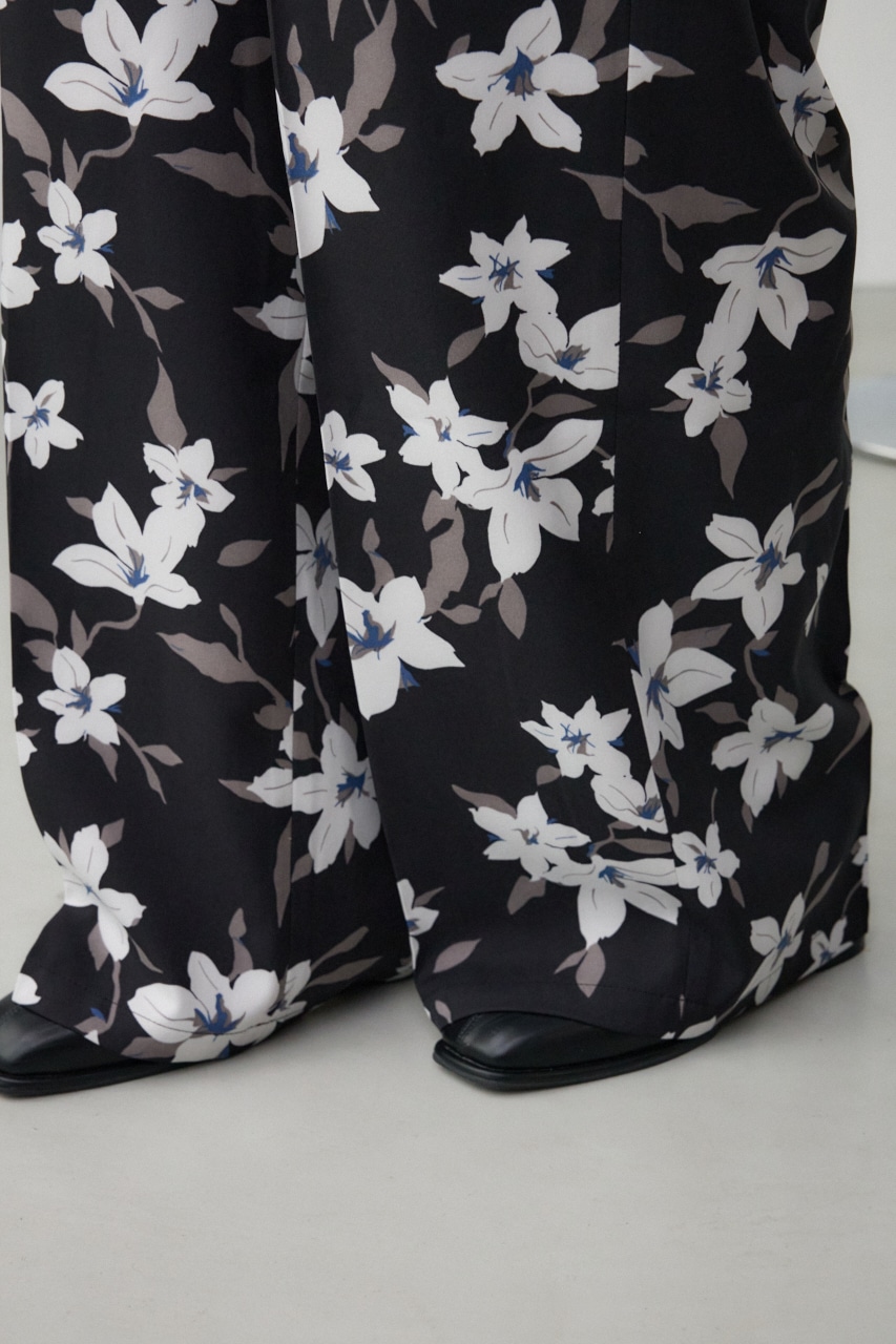 AZUL BY MOUSSY | フラワープリントイージーワイドパンツ (パンツ