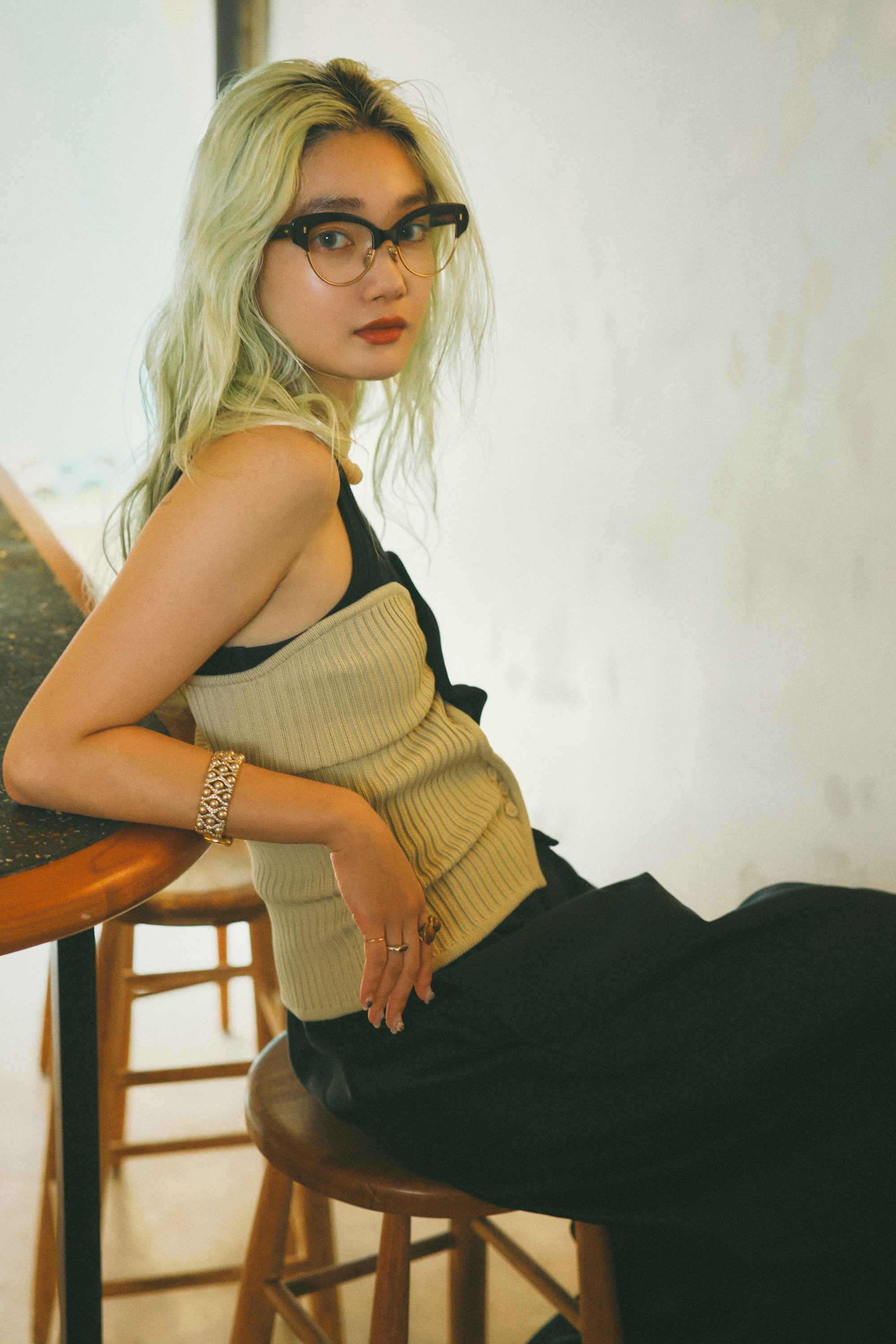 HeRIN.CYE | mio yanase / Wave knit bustier (ベアトップ ) |SHEL