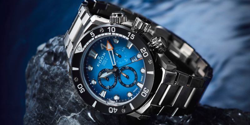 クロノオフショア1 クロノグラフ新色2モデル 4月28日(金)に発売