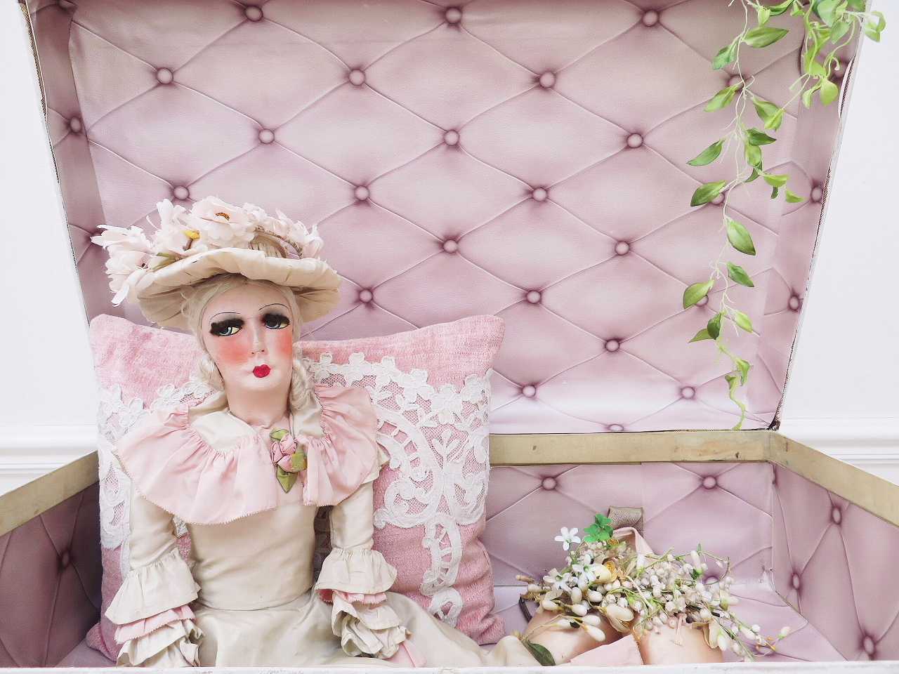 超絶美人のブドワールドール（B） - 薔薇と天使のアンティーク