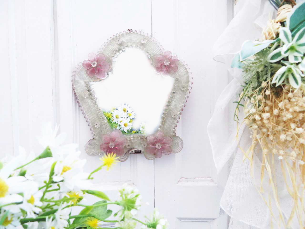 お花がいっぱい ムラーノガラスミラー - 薔薇と天使のアンティーク