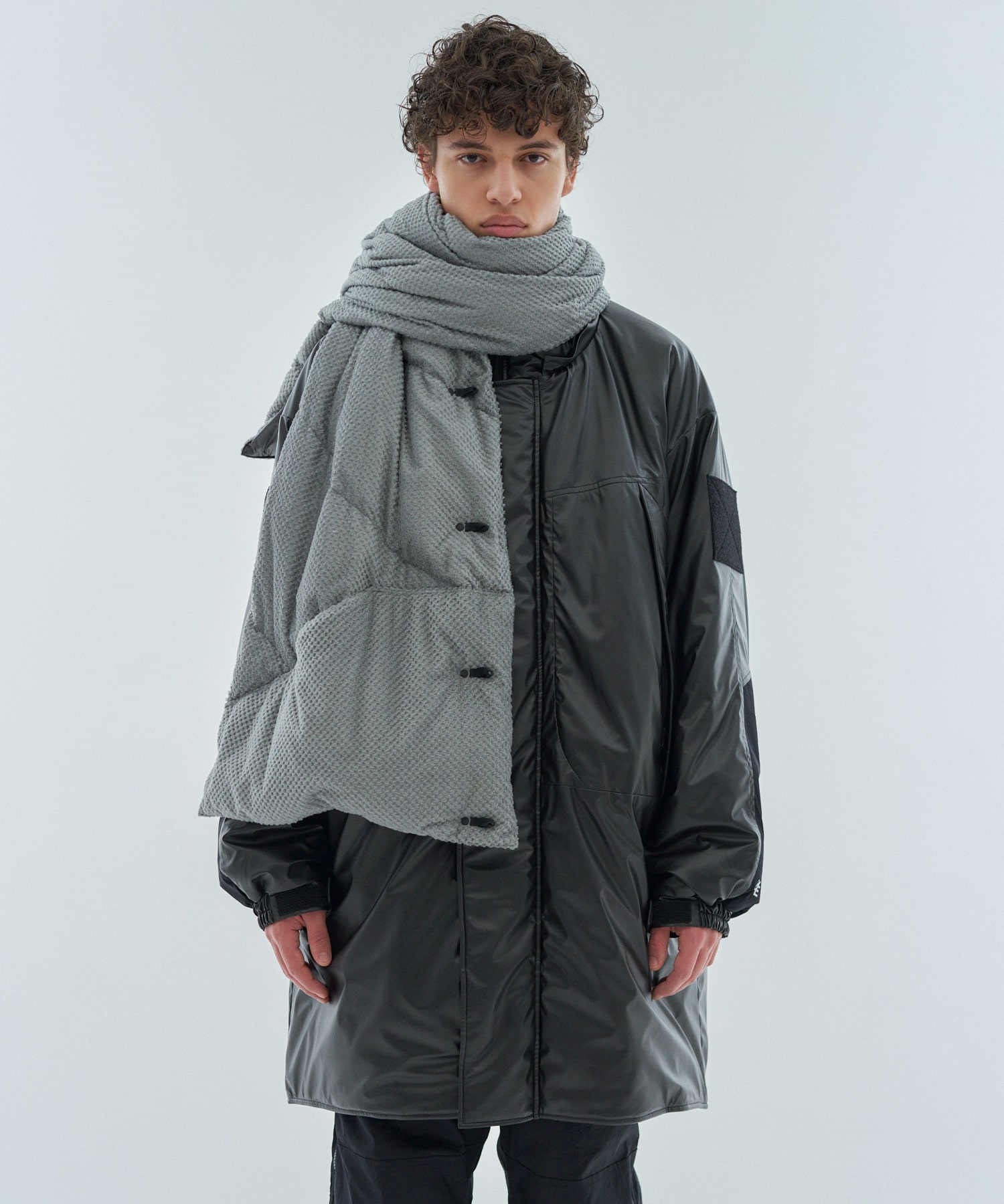 NANGA / M4E×NANGA リバーシブルダウンポンチョマフラー