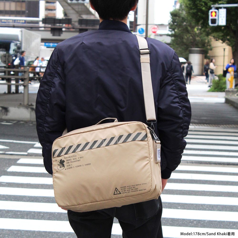 エヴァンゲリオン NERV 3wayバッグ/SAND KHAKI（COSPA): ファッション