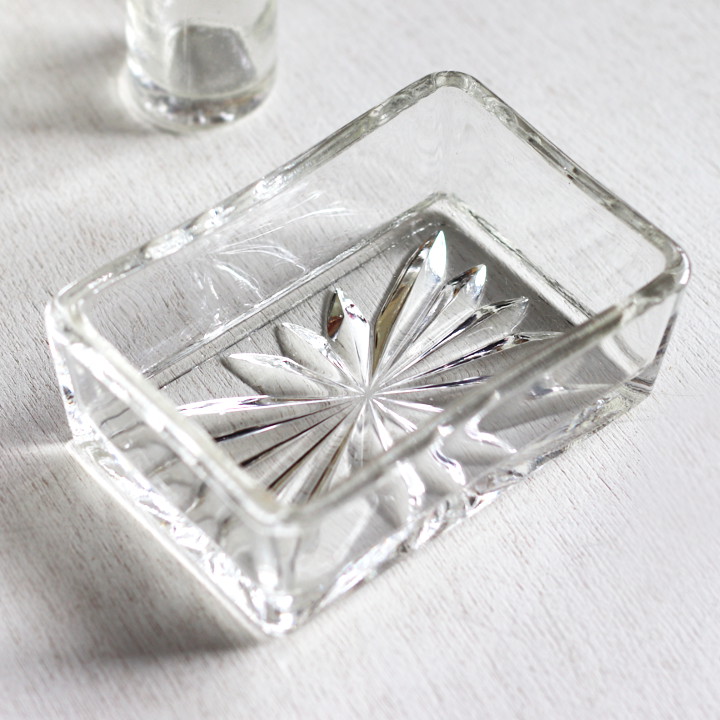 アメリカヴィンテージカットグラスガラストレイ｜アンティーク小物入れ小皿