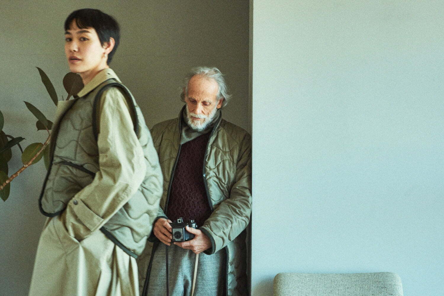 ラベンハム×イレーヴ“波模様”のキルティングベスト＆スタンドカラーの