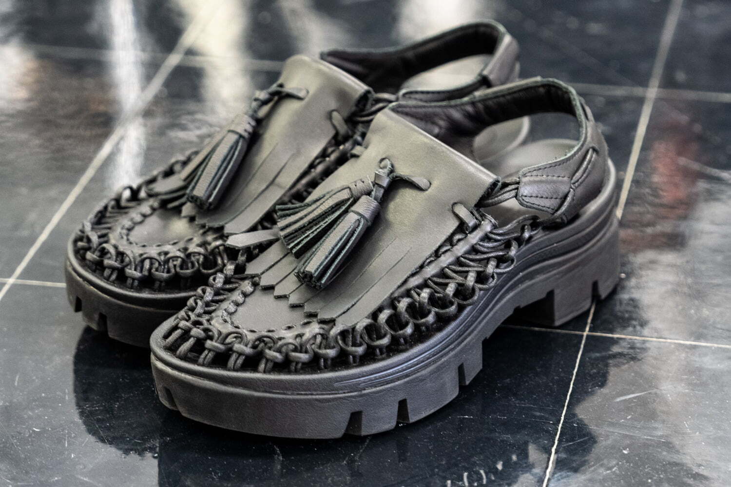 ノワール ケイ ニノミヤ×キーン「ユニーク」をアレンジしたコラボ