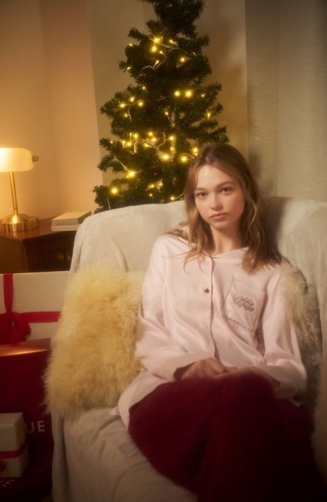 ジェラート ピケ24年クリスマス、“クマ入り”ノルディック柄ルーム