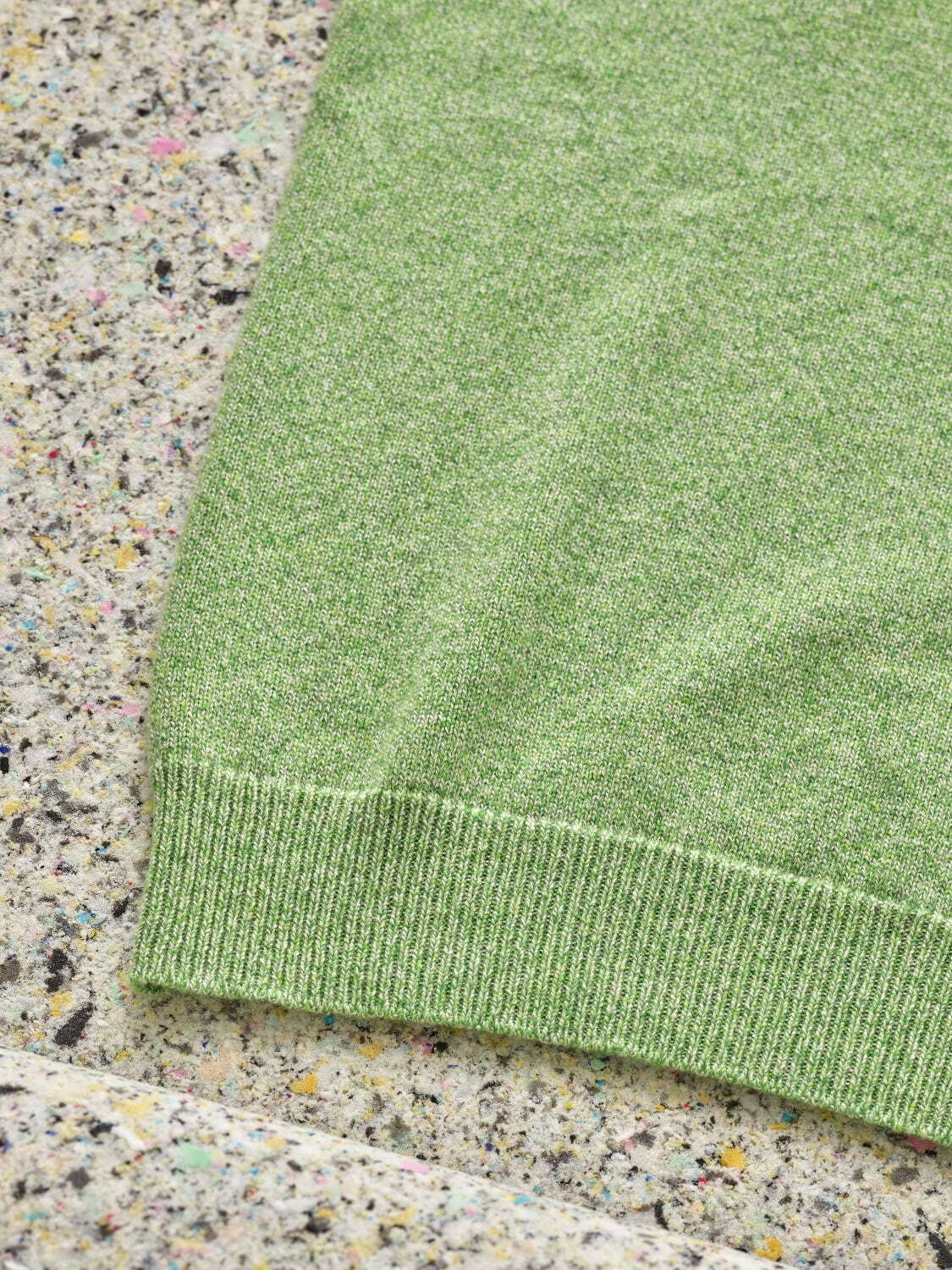 米富繊維「ディスイズアセーター」カシミヤ100％ニット、杢イエローや