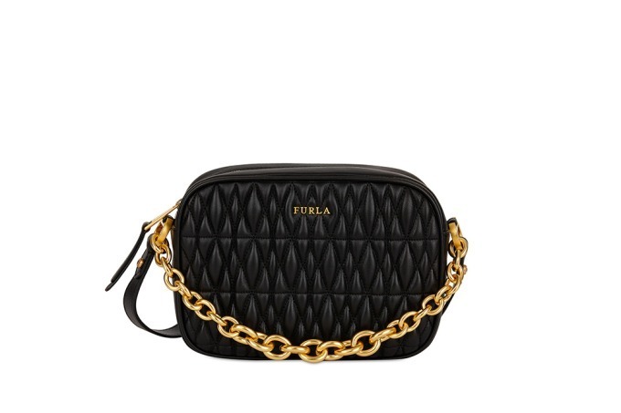 フルラ クリスマス向け新作バッグ - キルティングレザーのクロスボディ