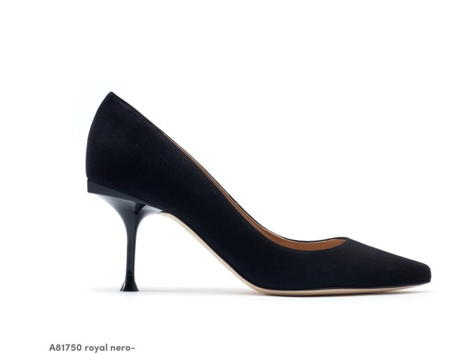 セルジオ ロッシの新シューズ「sr MILANO」スクエアヒールが象徴の