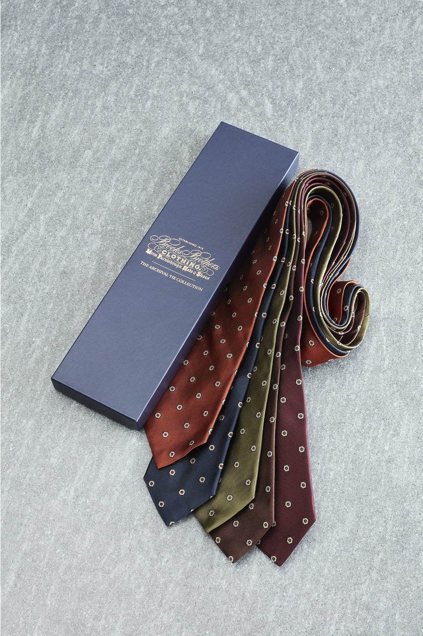 ブルックス ブラザーズのヴィンテージ調ネクタイ＆ポケットチーフ