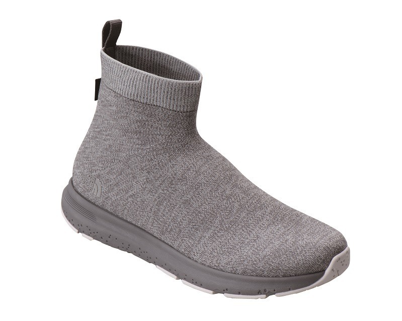 ザ・ノース・フェイス新シューズ、防水・透湿性に優れた軽量ニット