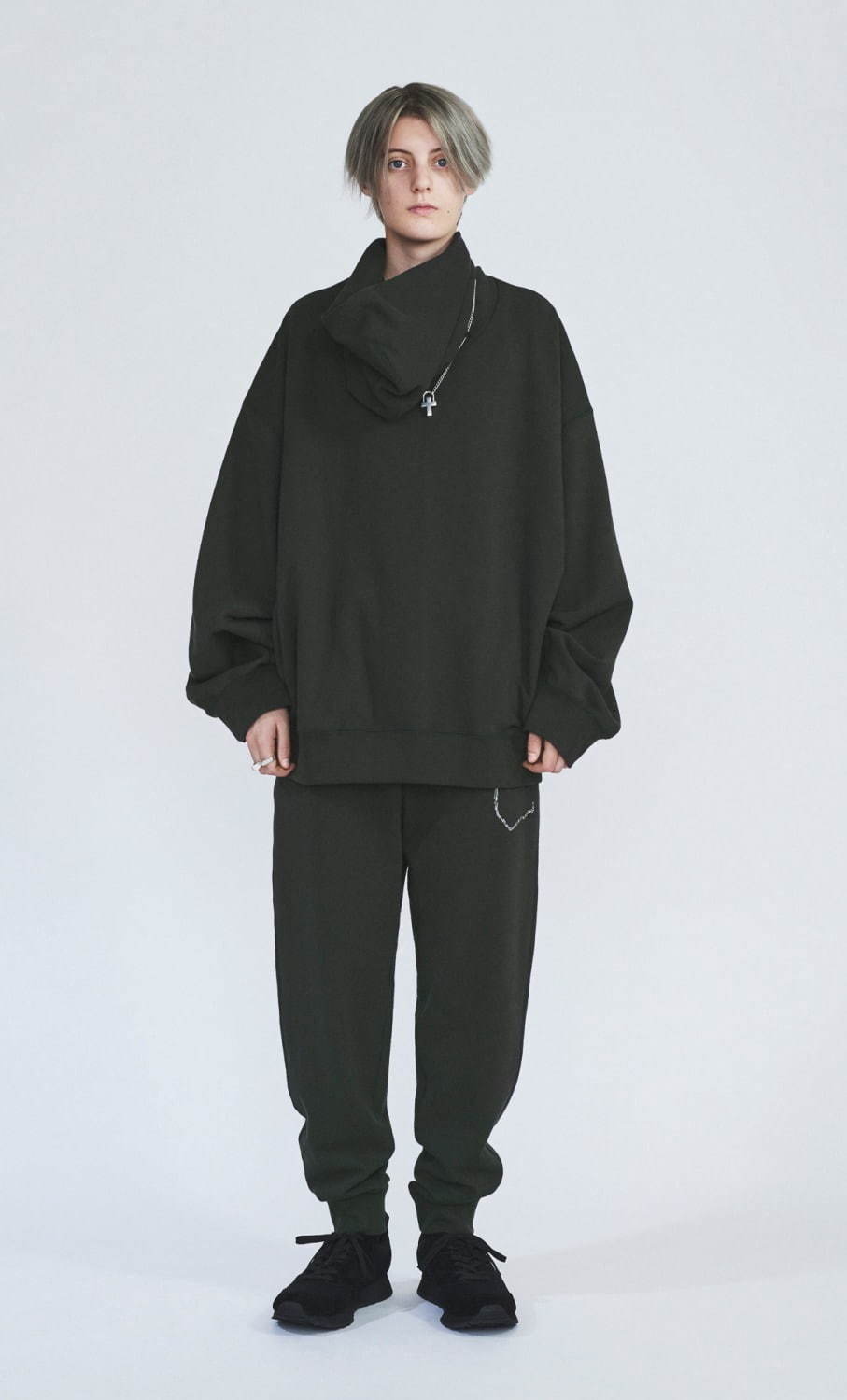 ラッド ミュージシャン新作 - 花柄ペイントシャツやAラインのステン