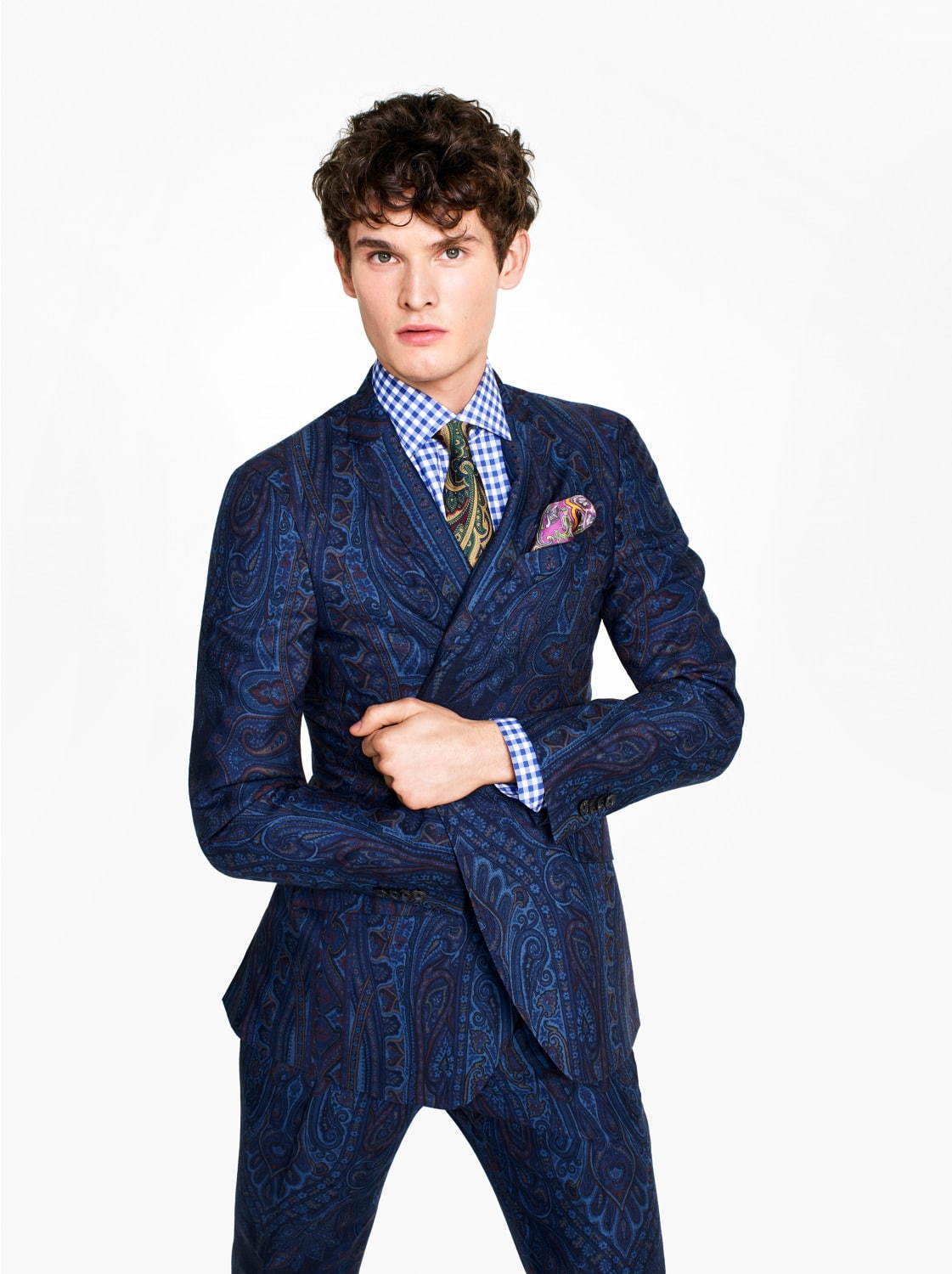 写真6/13｜エトロの新作メンズフォーマルスーツ、総柄ペイズリーや