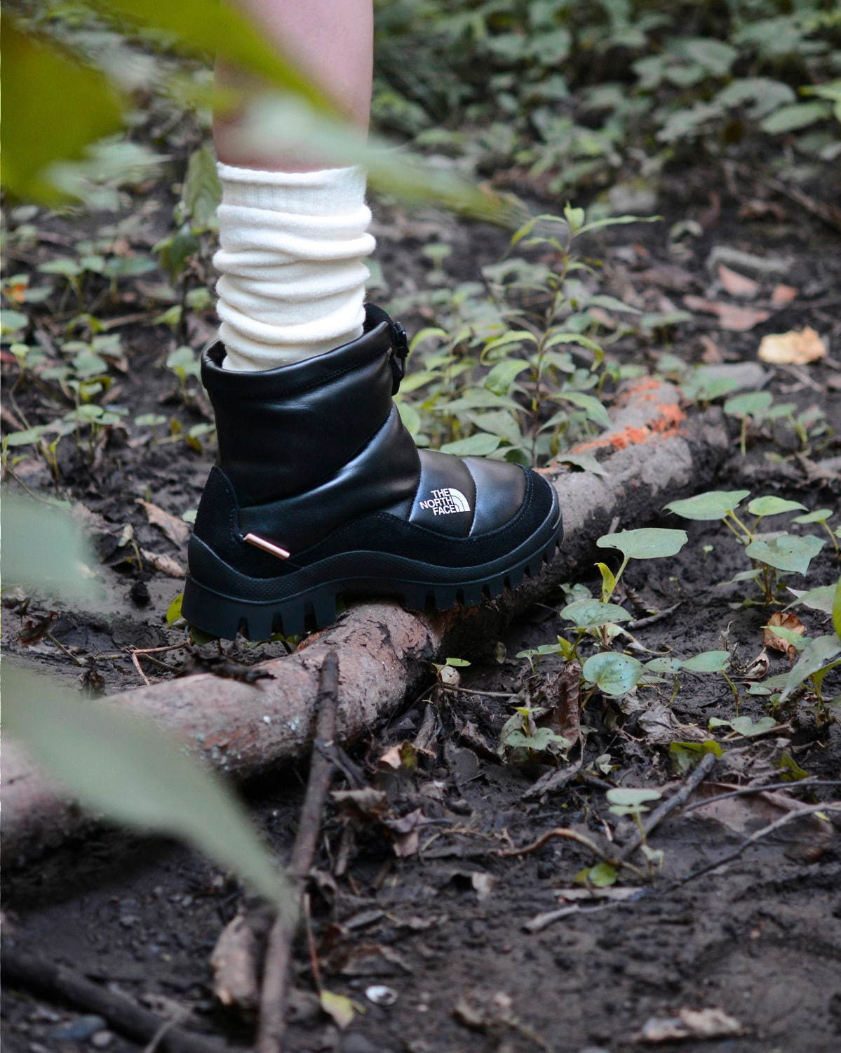 ザ・ノース・フェイス×エンダースキーマの初コラボ、撥水レザーの経年