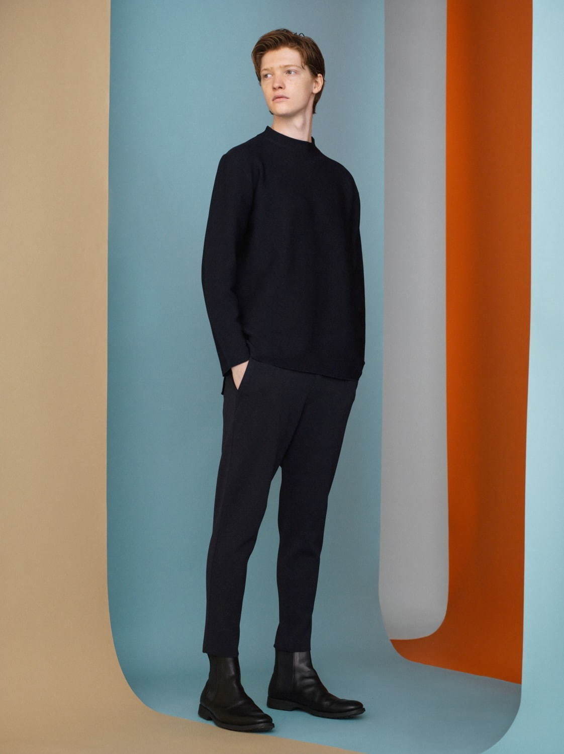 高橋悠介による“3Dニット”がメインの新ブランド「CFCL」新宿・六本木で