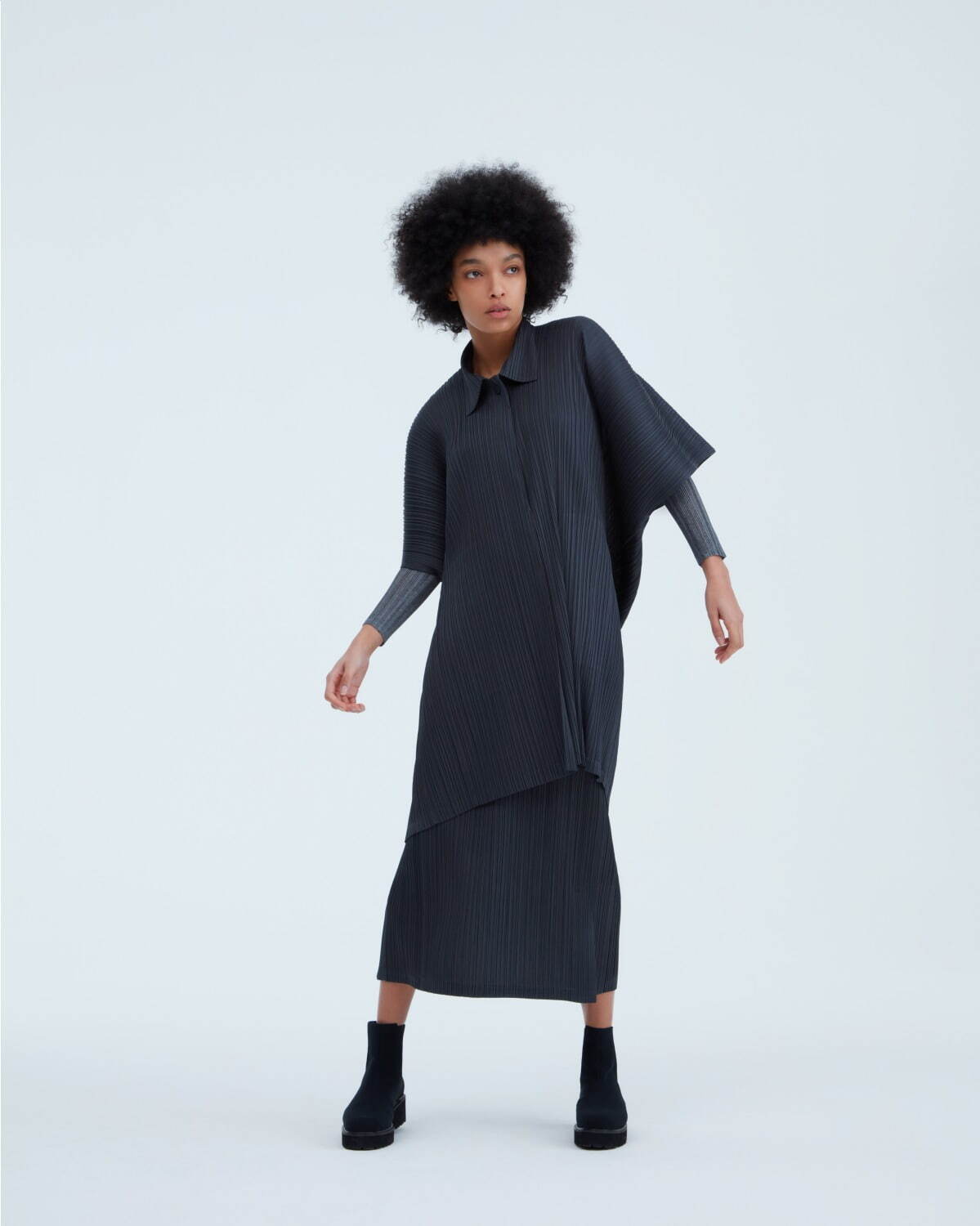 プリーツ プリーズ イッセイ ミヤケ“ニュアンスカラー”の21年秋新作