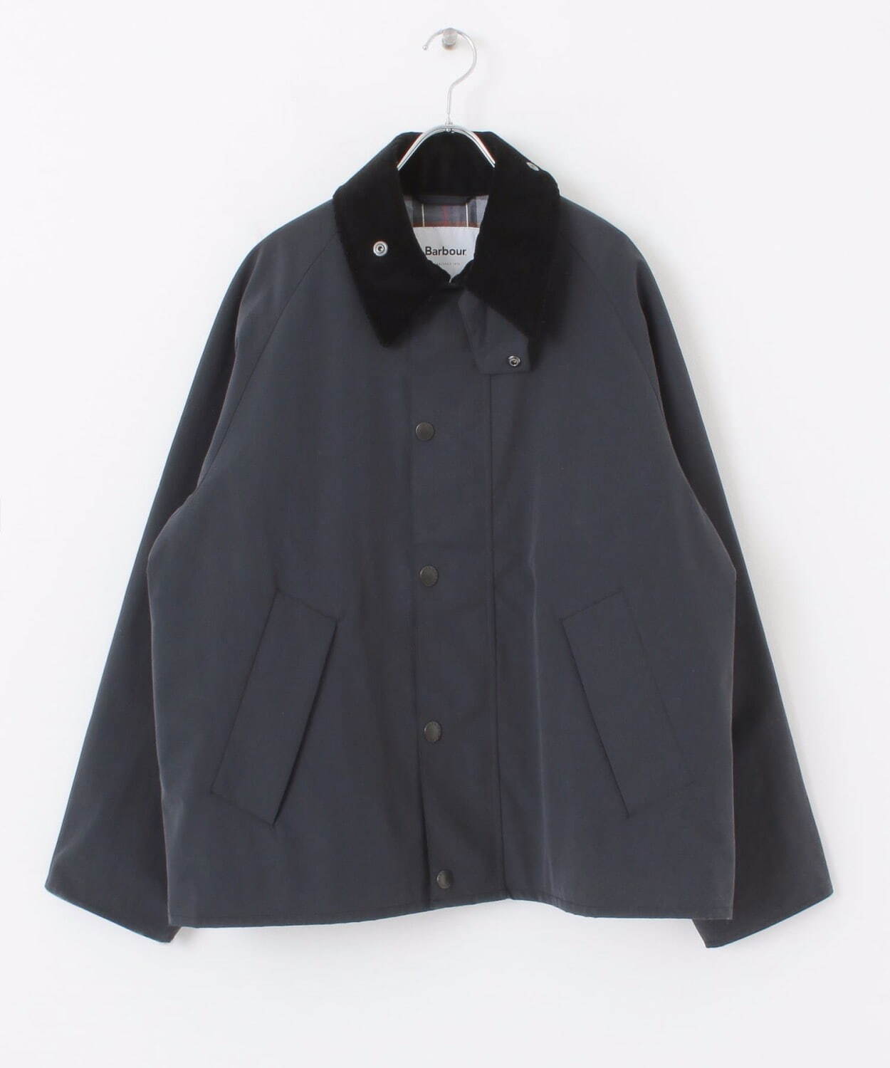 アーバンリサーチのバブアー別注ジャケット、定番「トランスポート」を