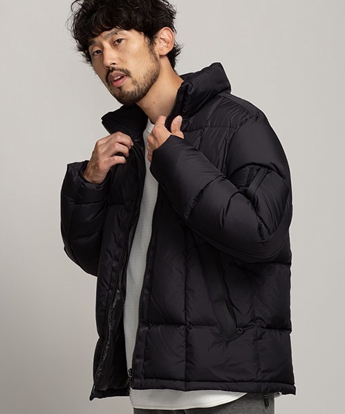 ナノ・ユニバース「西川ダウン」メンズ新作、ミリタリーテイストの