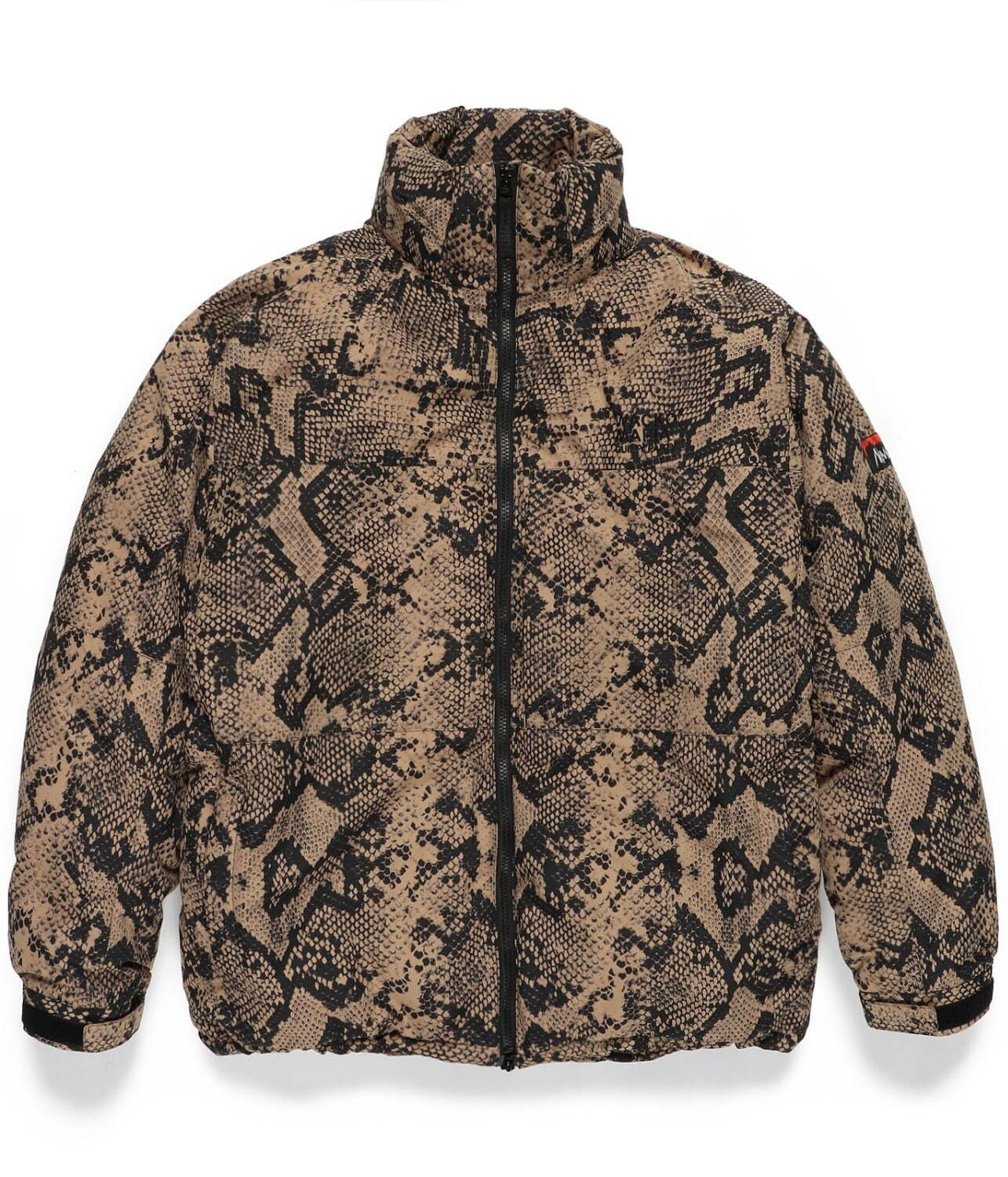 ワコマリア×ナンガのダウンジャケット、パイソンやレオパード柄など