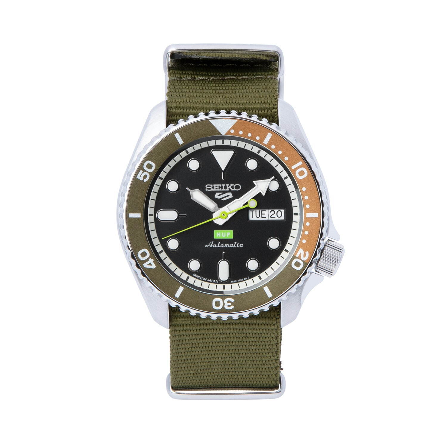 セイコー 5スポーツ×ハフの腕時計、グリーン文字盤×ゴールドブレスの