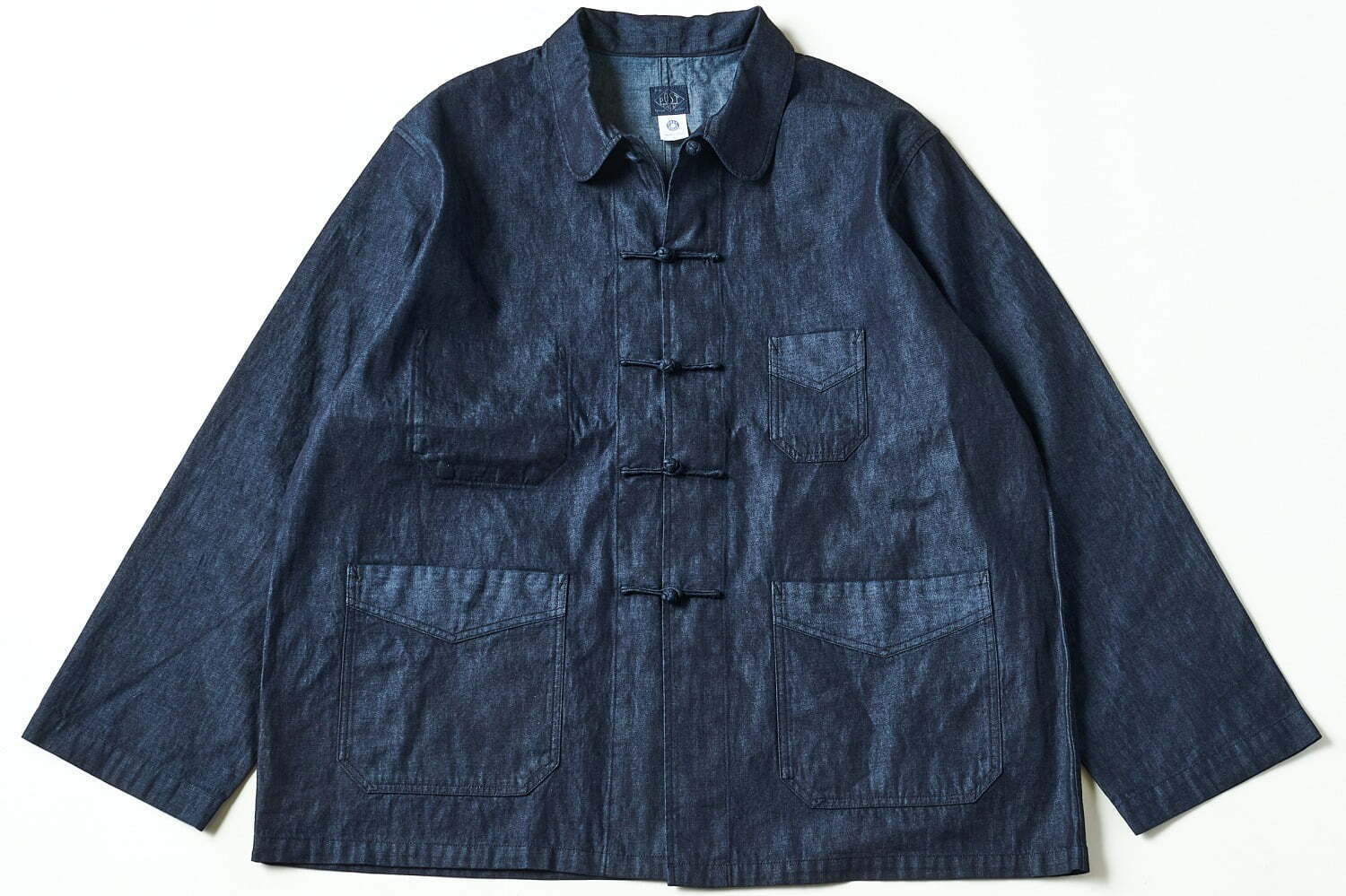 ポストオーバーオールズのカバーオール、ショート丈のボックス