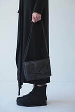 ディスコード ヨウジヤマモト新作バッグ「FLUFFY」“紙端を折り返した