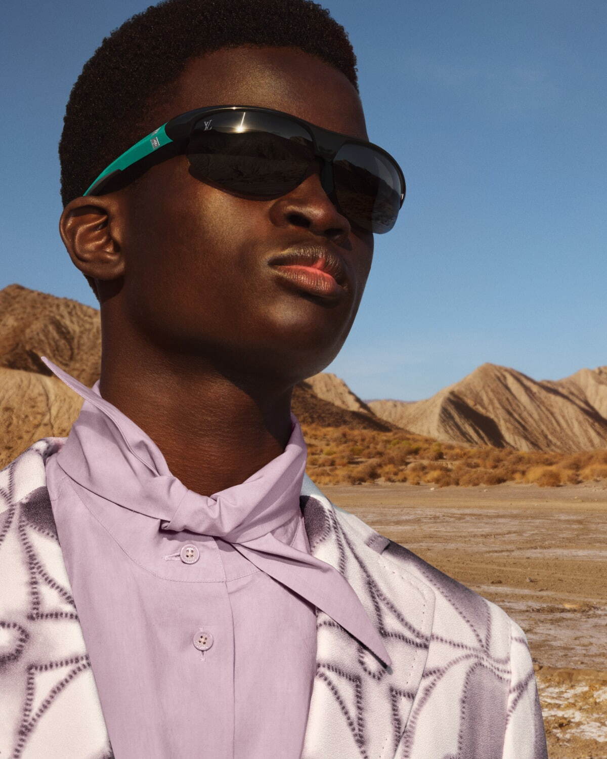 ルイ・ヴィトンのスポーティーなサングラス「LV 4MOTION」パーツごとに