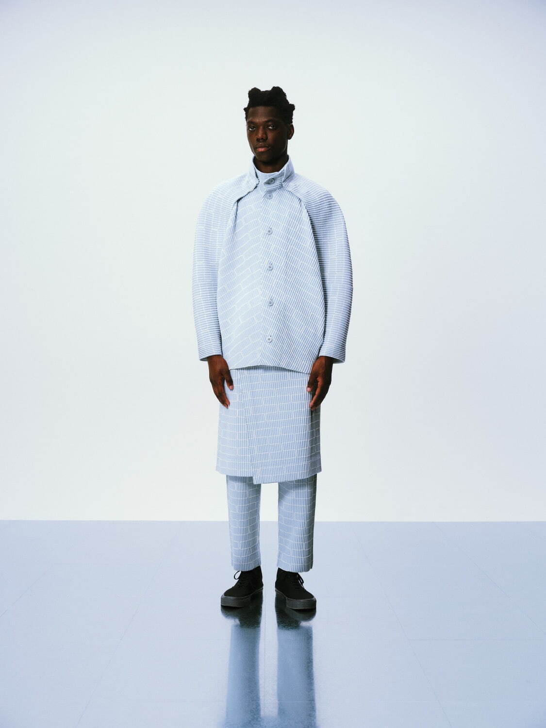 オム プリッセ イッセイ ミヤケ“トラス構造”のナイロンコート＆“幾何学