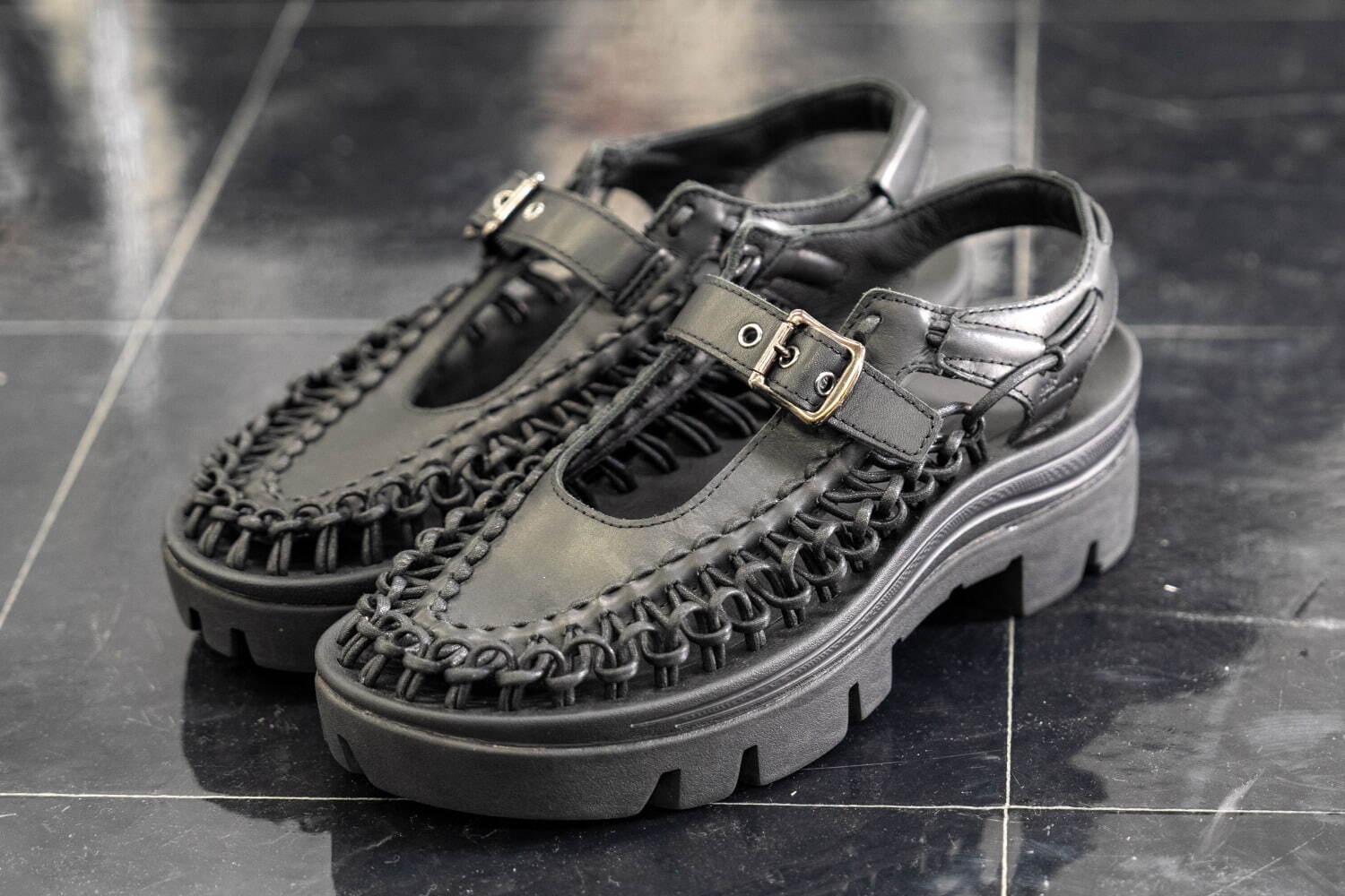 写真4/19｜ノワール ケイ ニノミヤ×キーン「ユニーク」をアレンジした