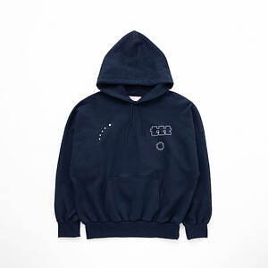 ティー×オールドフォークハウスのコラボウェア、“スタッズ”煌めく