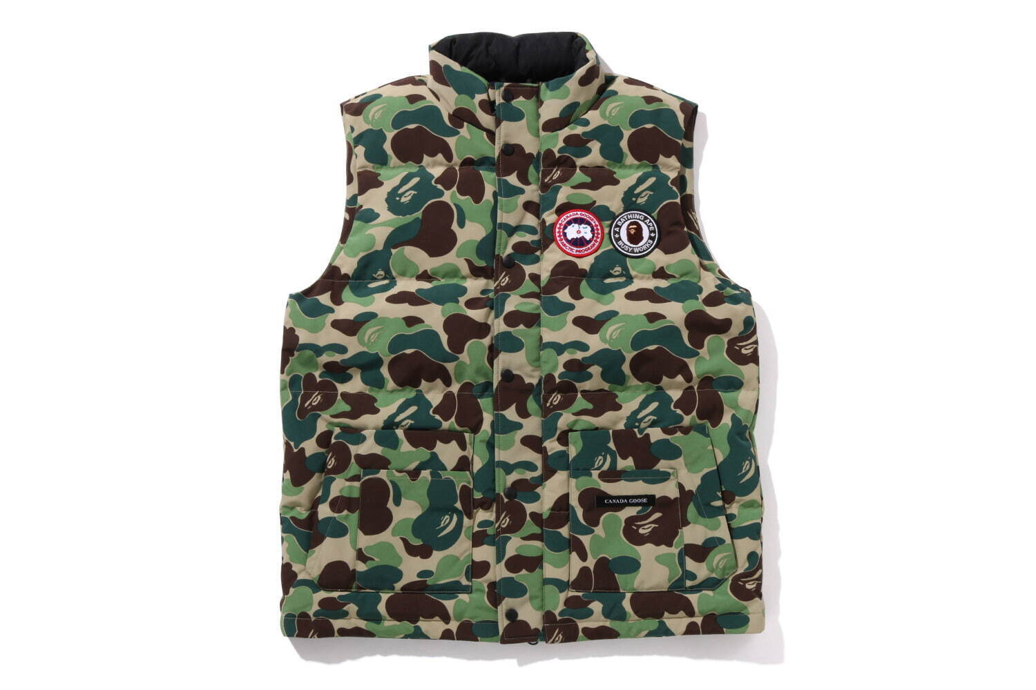 カナダグース×ア ベイシング エイプのダウンウェア、“ABC カモ”柄の超