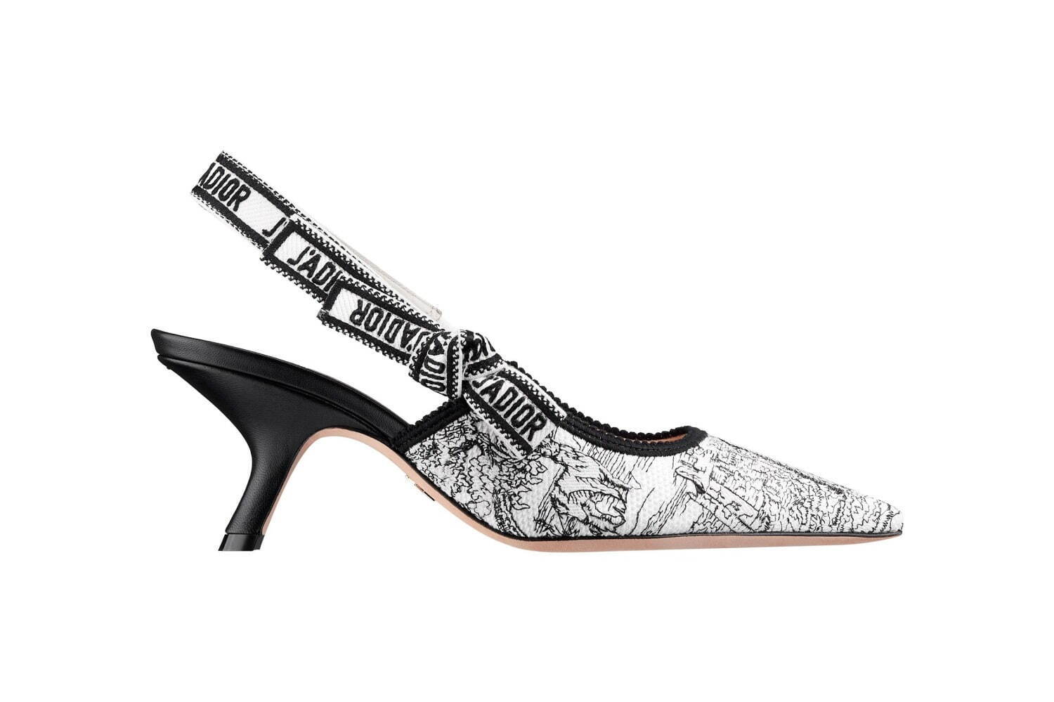 ディオール“バックルベルト”を連ねたパンプス＆ブーツ、繊細なトワル