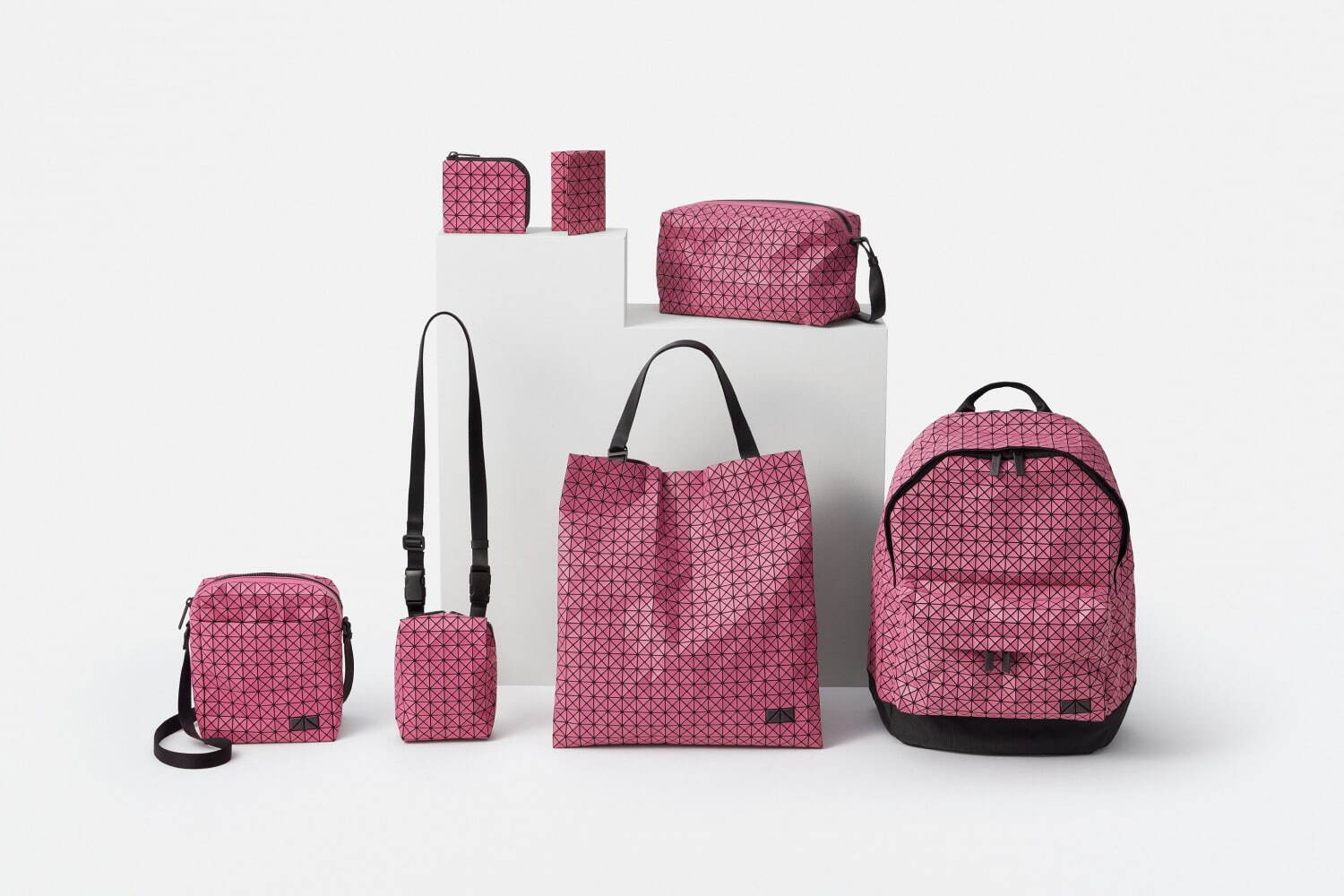 バオ バオ イッセイ ミヤケのショルダーバッグ＆ミニトート、“日没の空