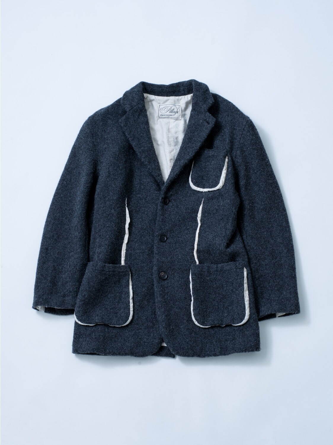 ピリングス“裏地が表に吹き出す”縮絨加工ウィメンズジャケット、袖口