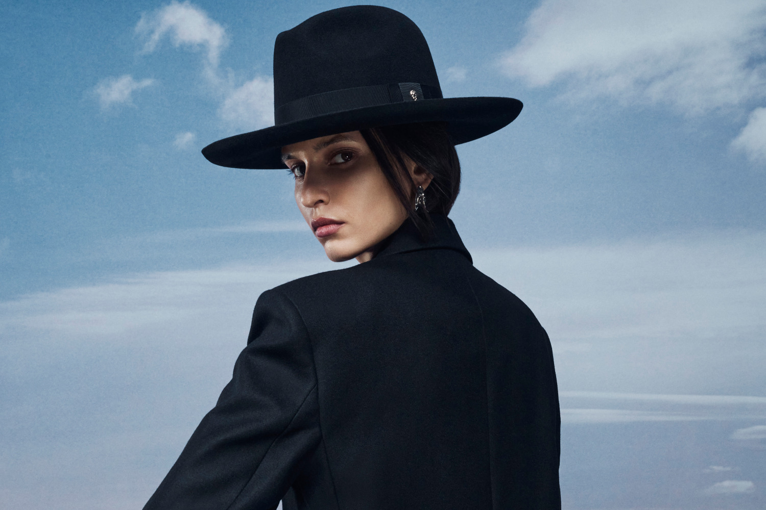 ヘレンカミンスキー(HELEN KAMINSKI) コレクション - ファッションプレス