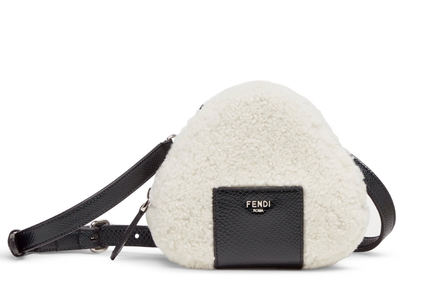 フェンディ24年クリスマス“おにぎり”バッグが登場、ホットドッグの