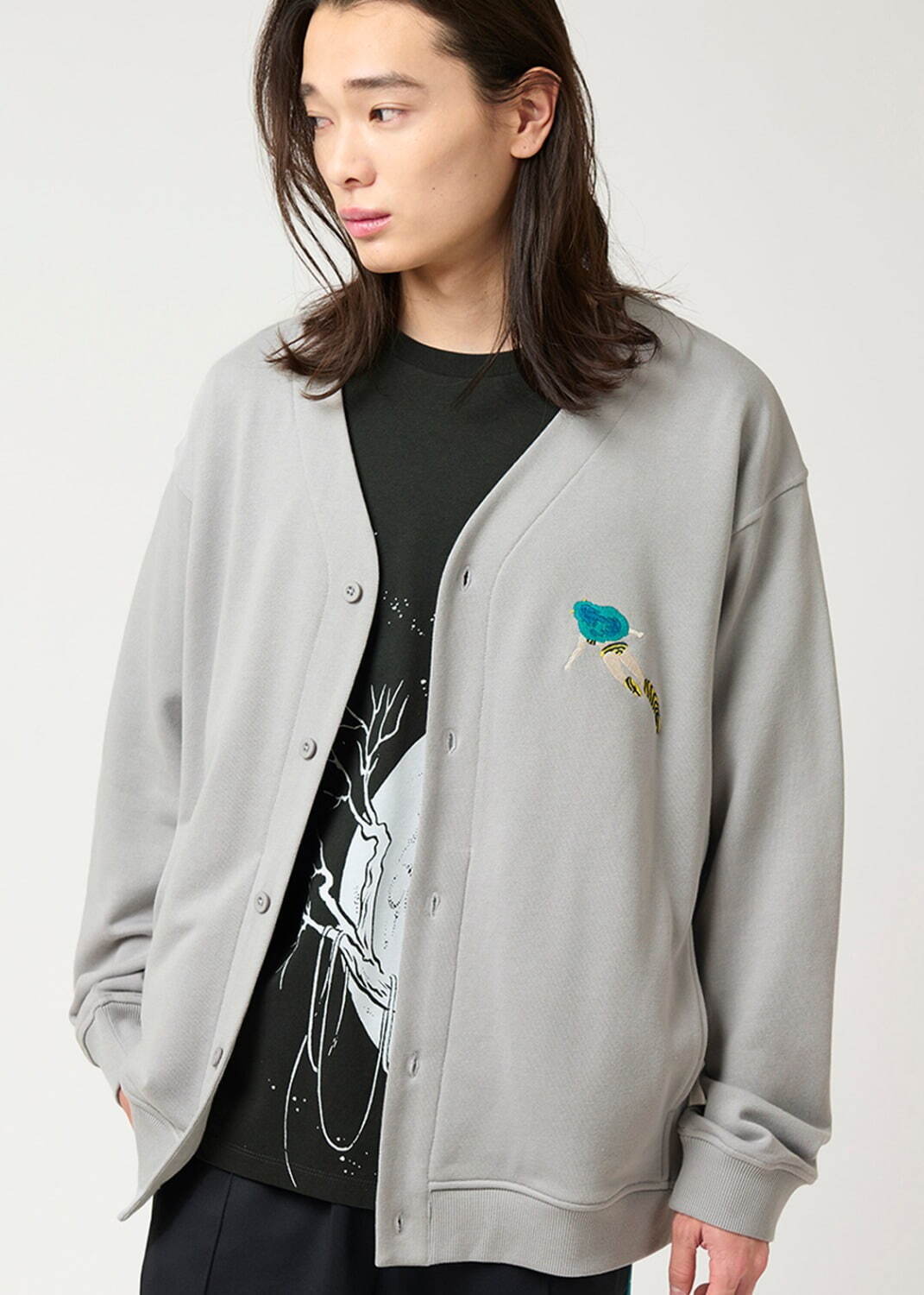 グラニフ「うる星やつら」コラボアイテム、ラム刺繍×宇宙柄のトラック