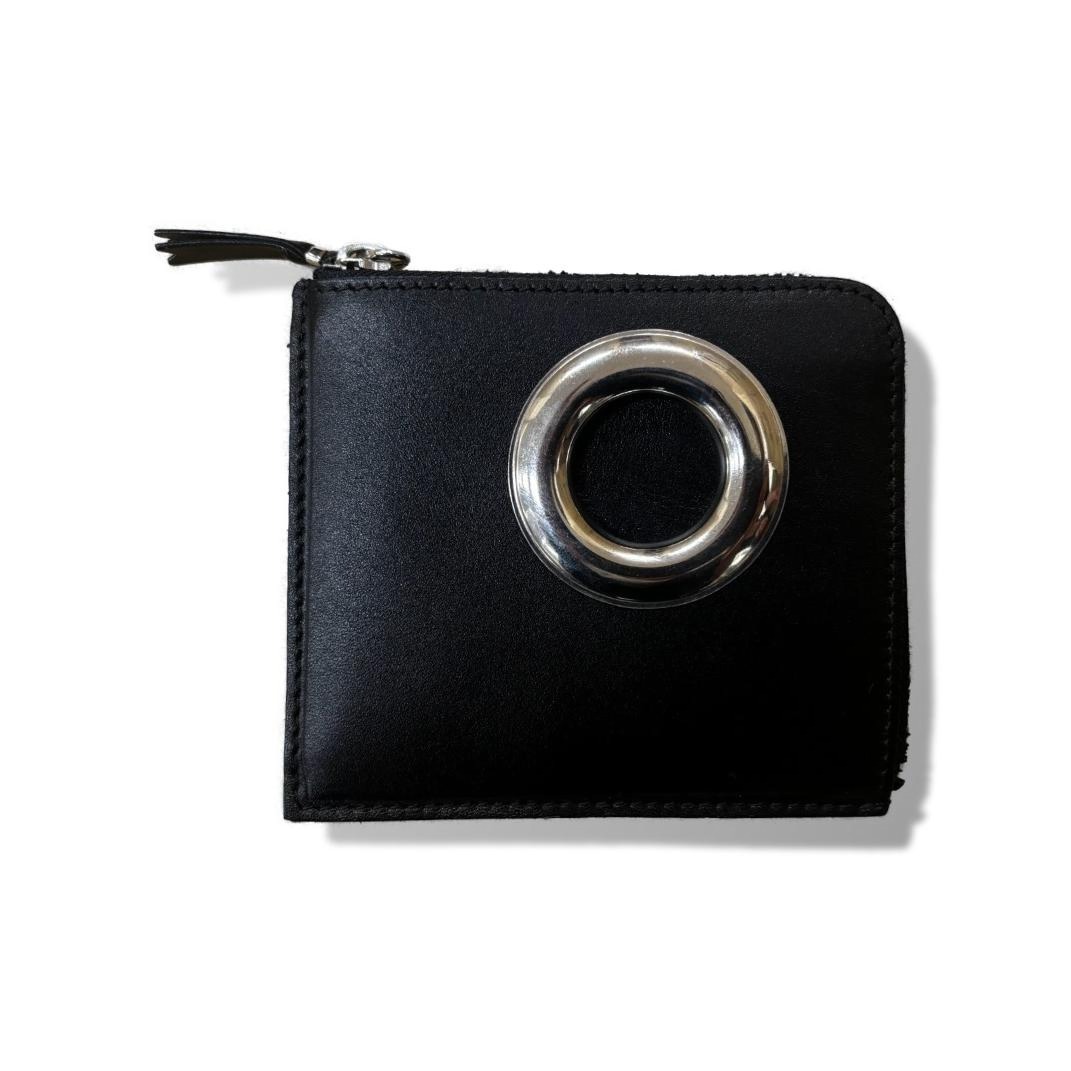 ウォレット・コム デ ギャルソン24秋冬レザーグッズ、黒ボディに大胆