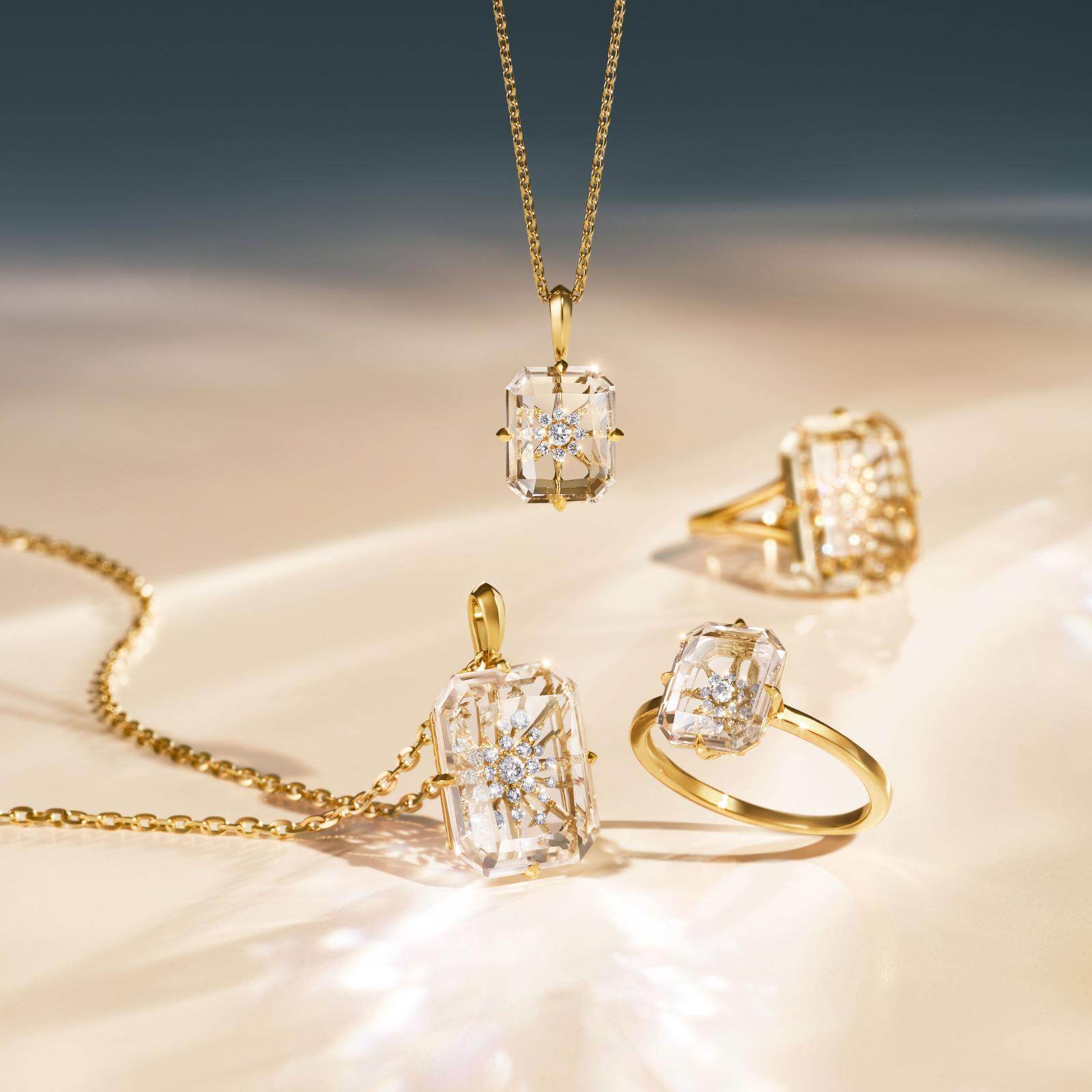 スタージュエリー“光の輝き着想”ダイヤモンド浮かぶリング＆秋色