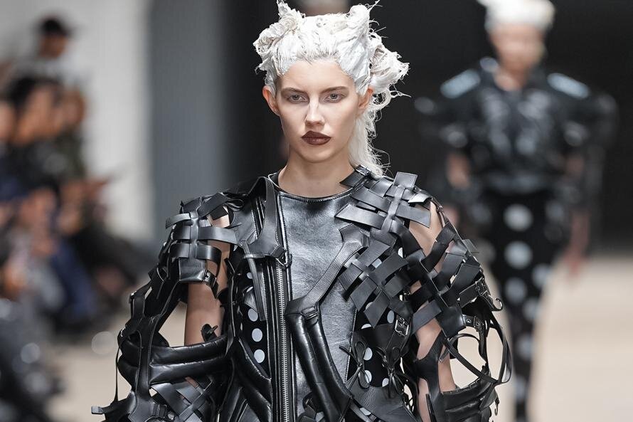 ジュンヤ ワタナベ(JUNYA WATANABE)着用 スナップ - ファッションプレス