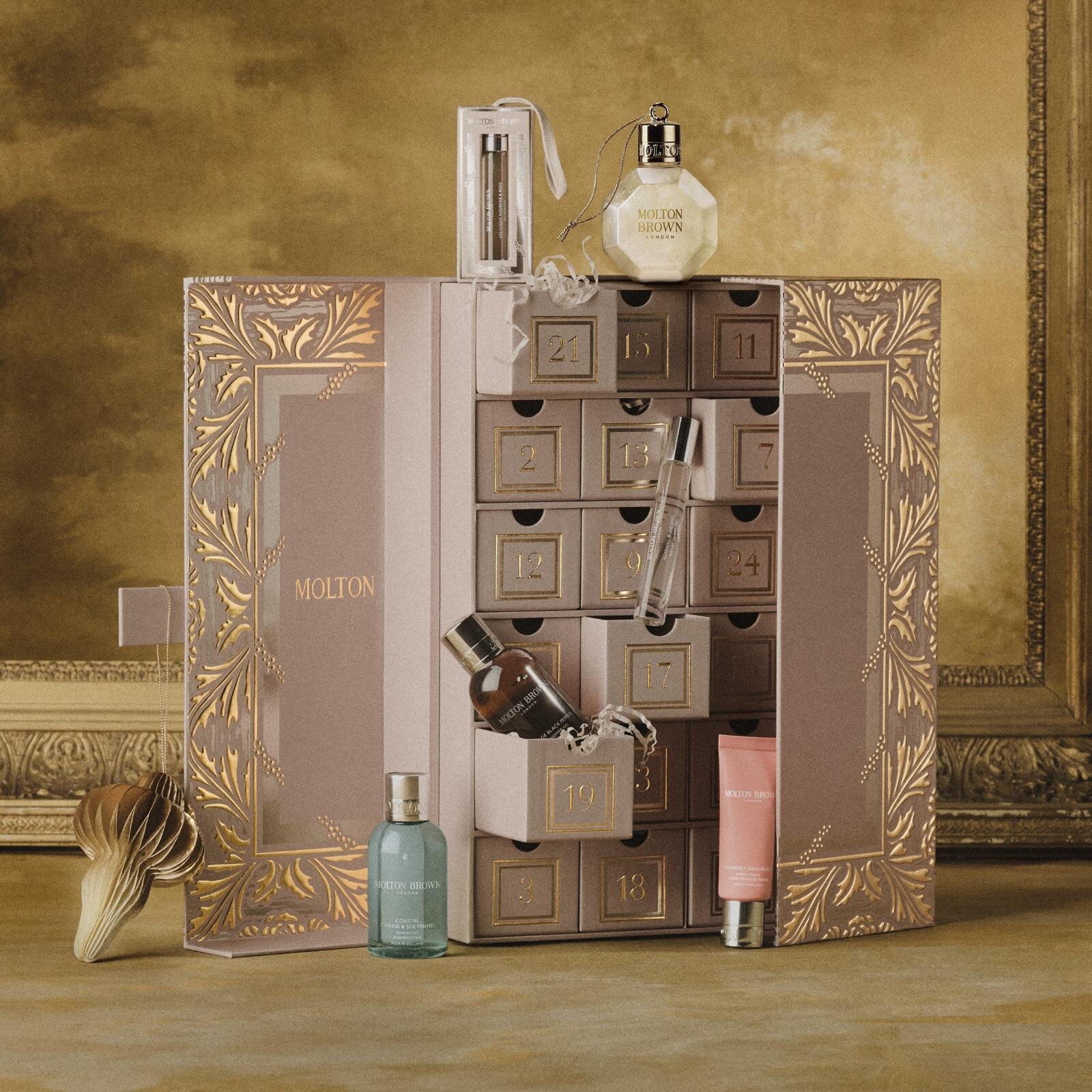 モルトンブラウン25年クリスマスコフレ、“人気の香り”楽しむボディケア