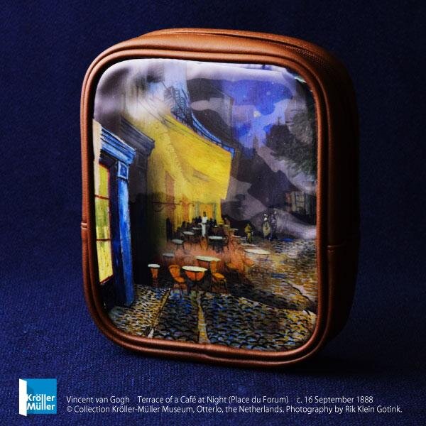 ゴッホ《夜のカフェテラス》イメージの“ガス灯”ピアス＆“星が浮かぶ