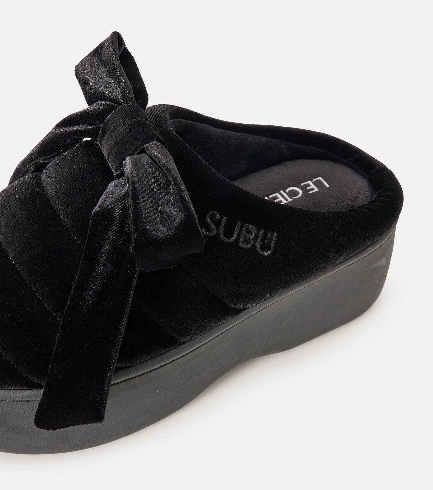 写真5/15｜“ぬいぐるみ風”ファー＆ベルベットリボンの厚底サンダル